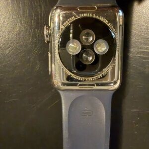 Apple Series 3 38mm Smartwatch - Silver Case with multiple band